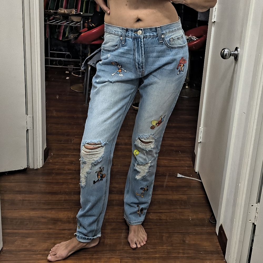 Forever 21 Space Jam Embroidered Graphic distressed Jeans unisex Pop Art L NEW